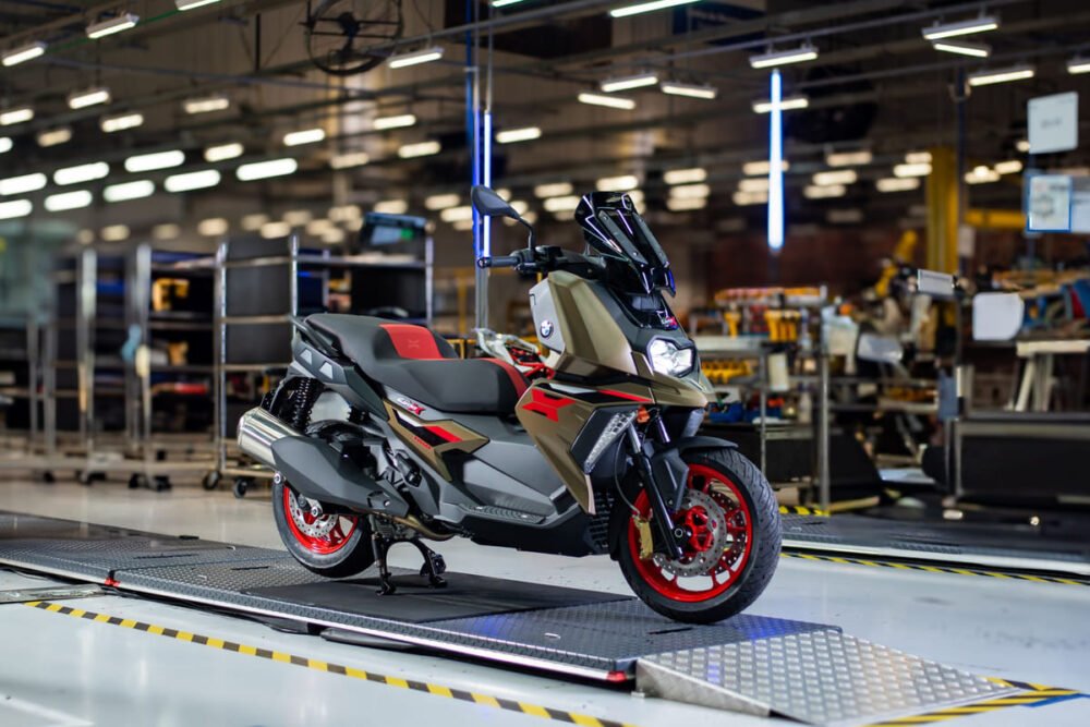bmw c 400 x 2026 rugged