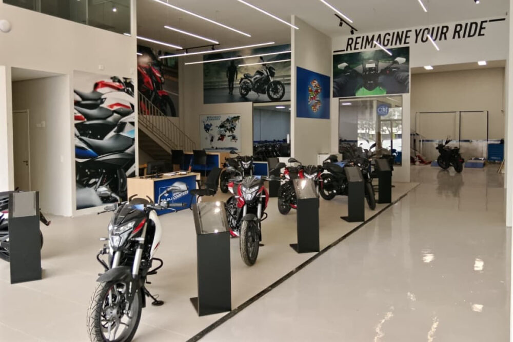 bajaj londrina
