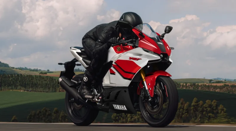 yamaha r3 70 anos