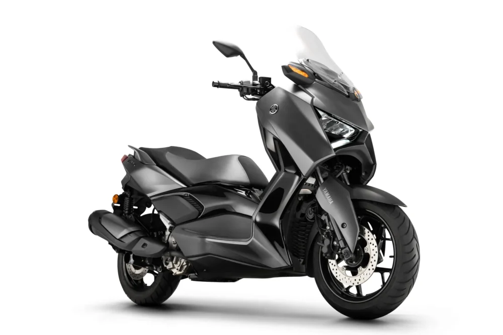xmax 300 2027