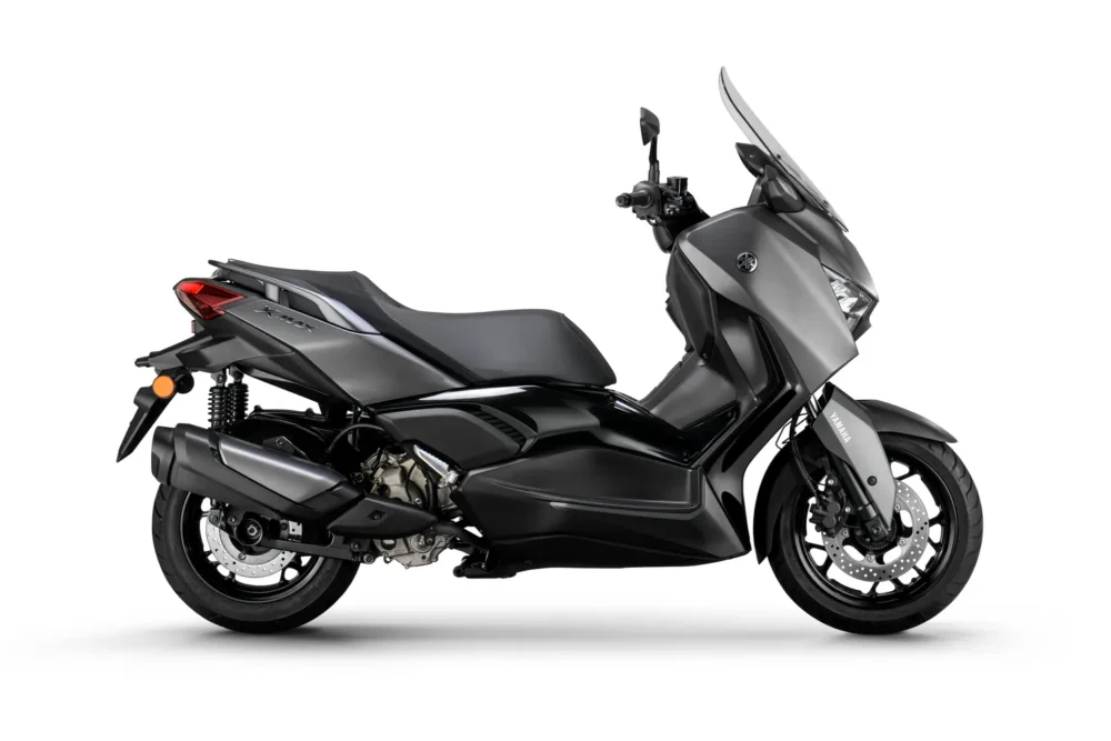 xmax 300 2027